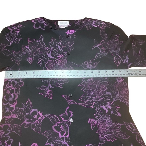 DUE PER DUE 100% Silk Vintage Button Front Blouse Removable Shoulder Pads Sz 6 - Picture 5 of 8